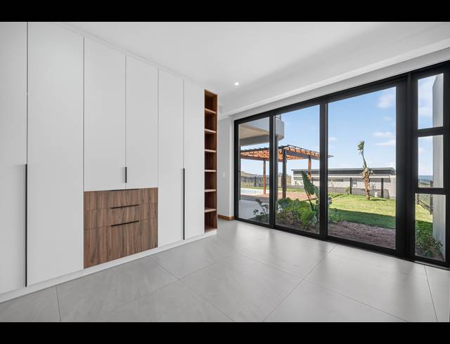 5 BEDROOM HOUSE FOR SALE IN ZULULAMI LUXURY COASTAL ESTATE